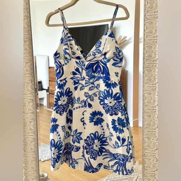 NWT Farm Rio Blue & White Linen Floral Birds Dress Size Small - Picture 9 of 11
